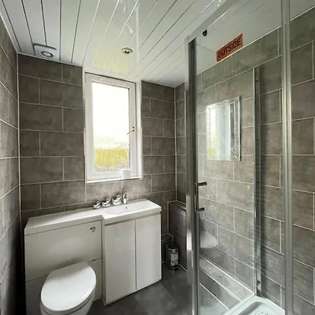 2 Bedrooms Holiday Home In Edinburgh Near City Center Exterior foto