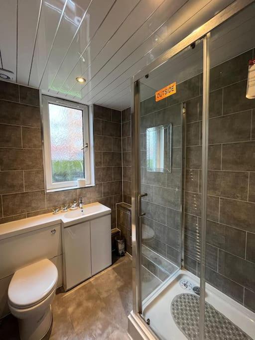 2 Bedrooms In Near Center Apartamento